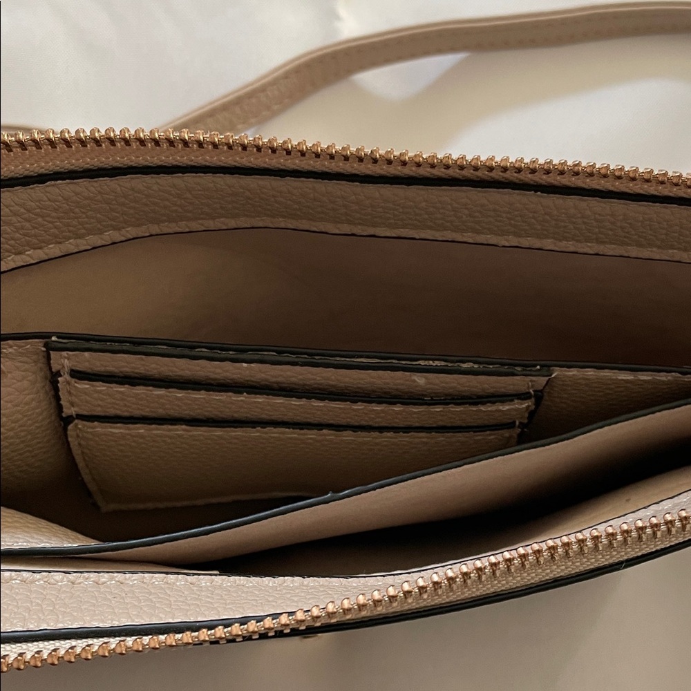 NWOT Small Crossbody - Picture 2 of 3